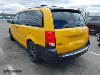 2018 Dodge Grand Caravan GT with VIN 2C4RDGEG5JR343548, listed as a IAAI auction lot 42053156 with 155,798 mi miles. Bid and sale history available at carsss.com. Image 3.