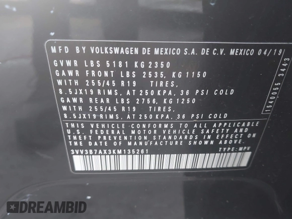 2019 Volkswagen Tiguan SE z VIN 3VV3B7AX3KM135261, wystawiony jako IAAI lot #42600904 z przebiegiem 62 026 mil mil oraz . Historia ofert i sprzedaży dostępna na DreamBid. Obrazek 9.