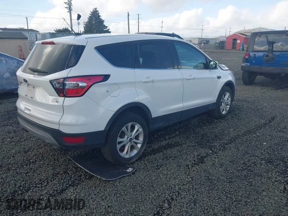 2017 Ford Escape SE with VIN 1FMCU9G97HUE98112, listed as a IAAI auction lot 41681438 with 71,837 mi miles. Bid and sale history available at carsss.com. Image 4.
