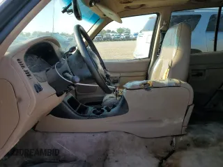1998 Ford Explorer XL z VIN 1FMZU32E7WZC17972, wystawiony jako Copart lot #54849515 z przebiegiem 192 928 mil mil oraz Szkoda całkowita • Salvage title. Historia ofert i sprzedaży dostępna na DreamBid. Obrazek 7.