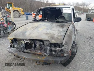 2004 Ford Ranger XL Fleet with VIN 1FTZR45E14PA73366, listed as a IAAI auction lot 41845559 with 1 mi miles. Bid and sale history available at carsss.com. Image 6.