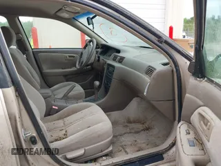 2001 Toyota Camry CE with VIN 4T1BG22K31U078888, listed as a IAAI auction lot 42137226 with 269,193 mi miles. Bid and sale history available at carsss.com. Image 5.
