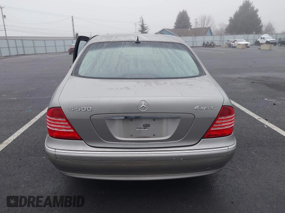 2004 Mercedes-Benz S-Class 5.0L with VIN WDBNG84J24A404189, listed as a IAAI auction lot 41337556 with 142,962 mi miles. Bid and sale history available at carsss.com. Image 17.