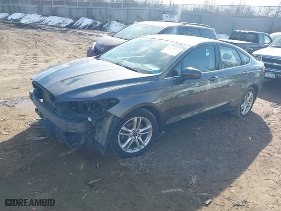 2018 Ford Fusion SE with VIN 3FA6P0HD7JR211569, listed as a IAAI auction lot 41792146 with 187,505 mi miles. Bid and sale history available at carsss.com. Image 2.