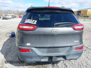 2018 Jeep Cherokee Latitude Plus with VIN 1C4PJLLXXJD606504, listed as a IAAI auction lot 41731085 with 95,569 mi miles. Bid and sale history available at carsss.com. Image 16.