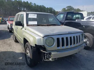 2013 Jeep Patriot Sport with VIN 1C4NJRBB6DD262920, listed as a IAAI auction lot 41779403 with 145,444 mi miles and . Bid and sale history available at carsss.com. Image 1.