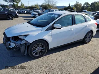 2018 Ford Focus SE with VIN 1FADP3F23JL237482, listed as a Copart auction lot 47798375 with 140,927 mi miles and Salvage Title. Bid and sale history available at carsss.com. Image 1.