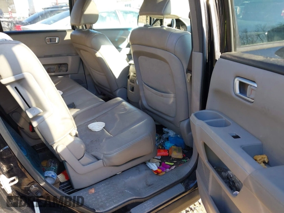 2013 Honda Pilot EX-L with VIN 5FNYF4H5XDB056818, listed as a IAAI auction lot 41485510 with 176,640 mi miles. Bid and sale history available at carsss.com. Image 8.