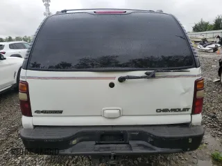 2005 Chevrolet Tahoe LS z VIN 1GNEK13T45J243248, wystawiony jako Copart lot #56886745 z przebiegiem 184 996 mil mil oraz Czysty tytuł • Clean title. Historia ofert i sprzedaży dostępna na DreamBid. Obrazek 6.