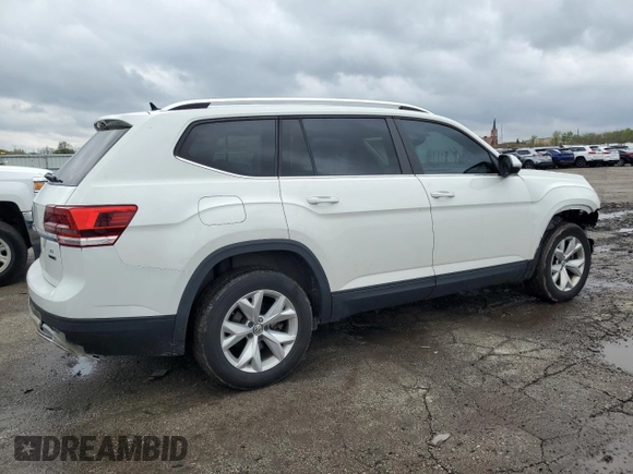 2018 Volkswagen Atlas SE with VIN 1V2KR2CA3JC546563, listed as a Copart auction lot 55458335 with 126,384 mi miles and Salvage title. Bid and sale history available at DreamBid. Image 3.