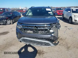 2023 Volkswagen Atlas SE with VIN 1V2JR2CA4PC538749, listed as a IAAI auction lot 41206267 with 23,197 mi miles and . Bid and sale history available at DreamBid. Image 6.