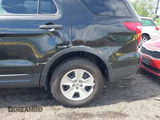 2013 Ford Explorer с VIN 1FM5K8B86DGA35782, выставлен на аукционе IAAI как лот 42352880 с пробегом 139 974 миль миль и . История ставок и продаж доступна на DreamBid. Изображение 6.