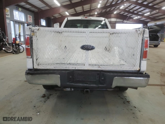 2014 Ford F-150 XL with VIN 1FTNF1CF4EKE27994, listed as a Copart auction lot 52260405 with 282,140 mi miles and Clean Title. Bid and sale history available at carsss.com. Image 6.