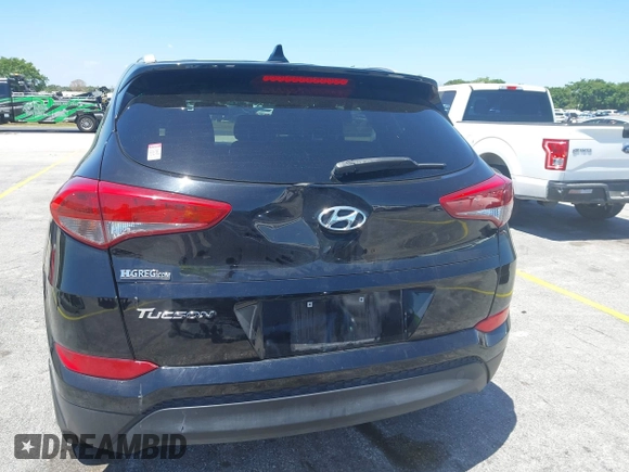 2018 Hyundai Tucson SEL with VIN KM8J3CA43JU736032, listed as a IAAI auction lot 42025713 with 69,636 mi miles and . Bid and sale history available at DreamBid. Image 17.