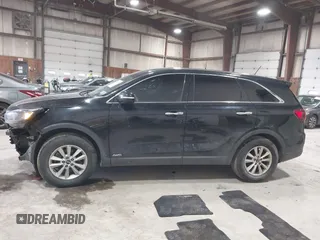 2019 Kia Sorento LX with VIN 5XYPGDA3XKG560440, listed as a IAAI auction lot 41502771 with 114,415 mi miles. Bid and sale history available at carsss.com. Image 15.