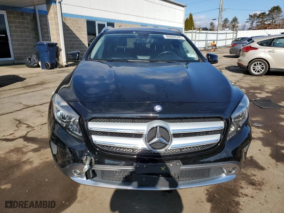 2015 Mercedes-Benz GLA-Class GLA 250 with VIN WDCTG4GB4FJ139049, listed as a Copart auction lot 46886545 with NaN miles and Salvage Title. Bid and sale history available at carsss.com. Image 5.
