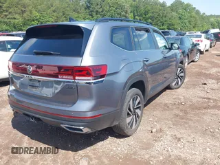 2024 Volkswagen Atlas SE with VIN 1V2HR2CA8RC535094, listed as a IAAI auction lot 42261647 with 36,505 mi miles and . Bid and sale history available at DreamBid. Image 4.