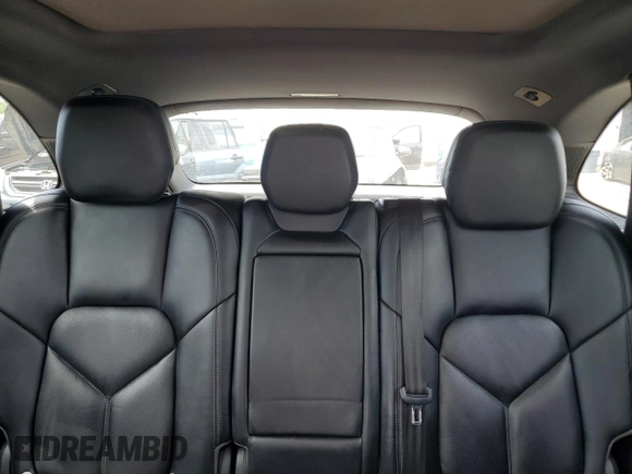 2016 Porsche Cayenne with VIN WP1AA2A26GKA10672, listed as a Copart auction lot 61855655 with 134,734 mi miles and Clean title. Bid and sale history available at DreamBid. Image 10.