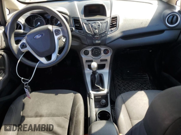 2019 Ford Fiesta SE z VIN 3FADP4BJXKM119240, wystawiony jako Copart lot #46414295 z przebiegiem 87 344 mil mil oraz Nie do naprawy • Non repairable. Historia ofert i sprzedaży dostępna na DreamBid. Obrazek 8.