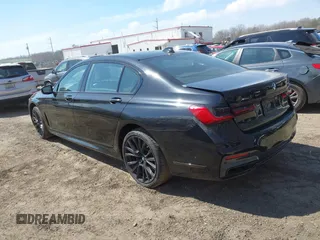 2021 BMW 7 Series 750i xDrive with VIN WBA7U2C05MCF72521, listed as a IAAI auction lot 41763182 with 68,668 mi miles and . Bid and sale history available at DreamBid. Image 3.