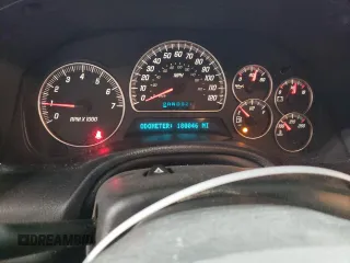 2005 GMC Envoy SLE z VIN 1GKDT13S452360609, wystawiony jako Copart lot #56188495 z przebiegiem 180 046 mil mil oraz Szkoda całkowita • Salvage title. Historia ofert i sprzedaży dostępna na DreamBid. Obrazek 9.
