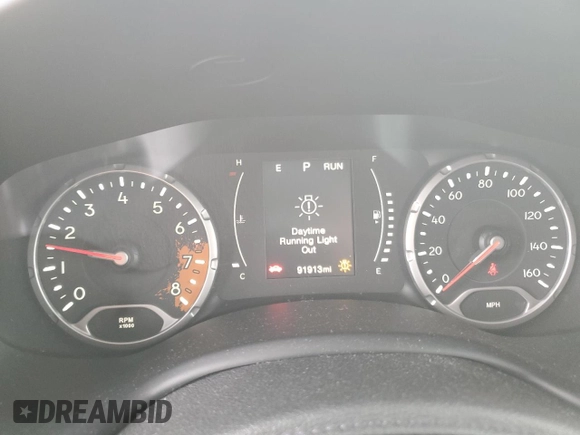2017 Jeep Renegade Latitude with VIN ZACCJBBB4HPE72776, listed as a Copart auction lot 44373375 with 91,913 mi miles and Salvage Title. Bid and sale history available at carsss.com. Image 9.