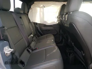2024 Jeep Gladiator Mojave X z VIN 1C6JJTEG5RL115608, wystawiony jako Copart lot #46787955 z przebiegiem 7 283 mil mil oraz Szkoda całkowita • Salvage title. Historia ofert i sprzedaży dostępna na DreamBid. Obrazek 11.