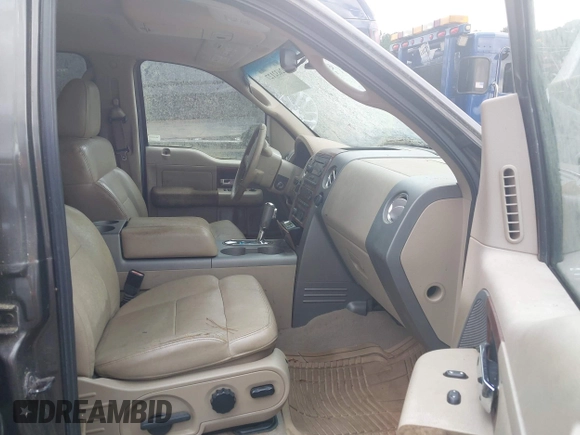 2006 Ford F-150 XLT with VIN 1FTPW14566KB31780, listed as a IAAI auction lot 42632127 with 264,403 mi miles and . Bid and sale history available at DreamBid. Image 5.