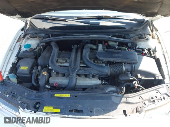 2003 Volvo S80 with VIN YV1TS91Z531313059, listed as a IAAI auction lot 41581225 with 127,946 mi miles. Bid and sale history available at carsss.com. Image 10.
