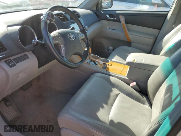 2009 Toyota Highlander Limited with VIN JTEEW44A292030600, listed as a Copart auction lot 56740284 with Not provided miles and Salvage title. Bid and sale history available at DreamBid. Image 7.