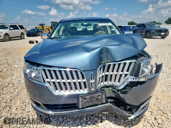 2011 Lincoln MKZ with VIN 3LNHL2GC0BR755007, listed as a Copart auction lot 61174325 with 103,107 mi miles and Salvage title. Bid and sale history available at DreamBid. Image 5.