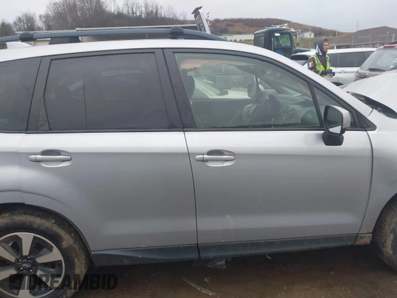 2017 Subaru Forester Premium with VIN JF2SJAEC3HH556462, listed as a IAAI auction lot 41160065 with 96,747 mi miles. Bid and sale history available at carsss.com. Image 14.
