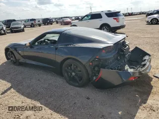 2015 Chevrolet Corvette 1LT z VIN 1G1YB2D73F5110187, wystawiony jako Copart lot #53357065 z przebiegiem 115 387 mil mil oraz Szkoda całkowita • Salvage title. Historia ofert i sprzedaży dostępna na DreamBid. Obrazek 2.