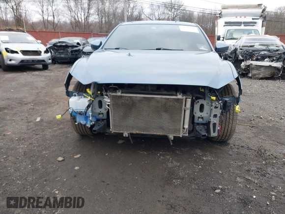 2017 Mazda 6 Grand Touring with VIN JM1GL1X52H1109210, listed as a IAAI auction lot 41738041 with 127,585 mi miles. Bid and sale history available at carsss.com. Image 6.