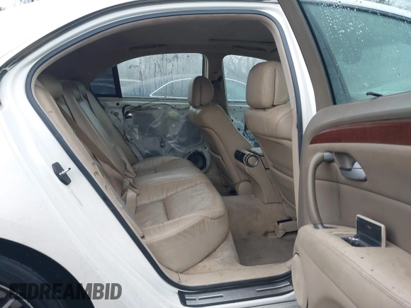 2007 Acura RL Technology with VIN JH4KB16647C004726, listed as a IAAI auction lot 41440758 with 170,879 mi miles and . Bid and sale history available at DreamBid. Image 8.