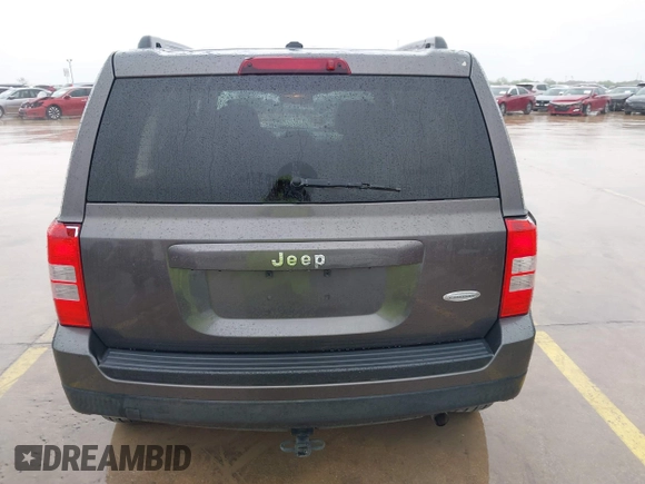 2016 Jeep Patriot Latitude with VIN 1C4NJPFB7GD682060, listed as a IAAI auction lot 41898444 with 67,717 mi miles and . Bid and sale history available at DreamBid. Image 16.