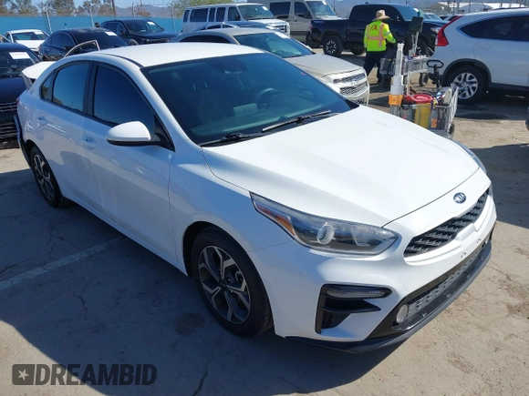 2021 Kia Forte LXS z VIN 3KPF24AD3ME283990, wystawiony jako IAAI lot #41839394 z przebiegiem 66 197 mil mil oraz . Historia ofert i sprzedaży dostępna na DreamBid. Obrazek 1.