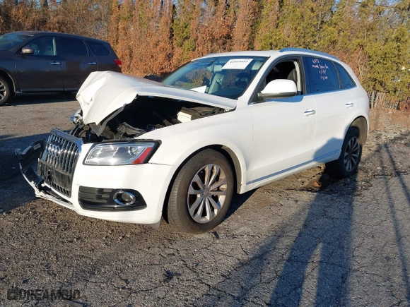 2015 Audi Q5 Premium with VIN WA1CFAFP6FA018604, listed as a IAAI auction lot 41019495 with 119,370 mi miles. Bid and sale history available at carsss.com. Image 17.