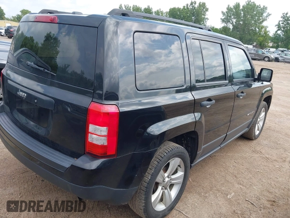 2016 Jeep Patriot Sport with VIN 1C4NJPBB9GD554487, listed as a IAAI auction lot 42796788 with 151,086 mi miles and . Bid and sale history available at DreamBid. Image 4.