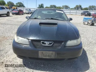 2003 Ford Mustang GT Deluxe z VIN 1FAFP45X23F436939, wystawiony jako Copart lot #61106135 z przebiegiem 105 860 mil mil oraz Czysty tytuł • Clean title. Historia ofert i sprzedaży dostępna na DreamBid. Obrazek 5.