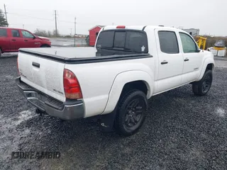 2007 Toyota Tacoma with VIN 5TELU42N97Z447826, listed as a IAAI auction lot 41862267 with 194,545 mi miles and . Bid and sale history available at DreamBid. Image 4.