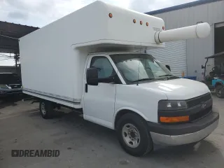 2018 Chevrolet Express Commercial with VIN 1GB0GSFG9J1165475, listed as a Copart auction lot 49837155 with 419,511 mi miles and Clean Title. Bid and sale history available at carsss.com. Image 4.