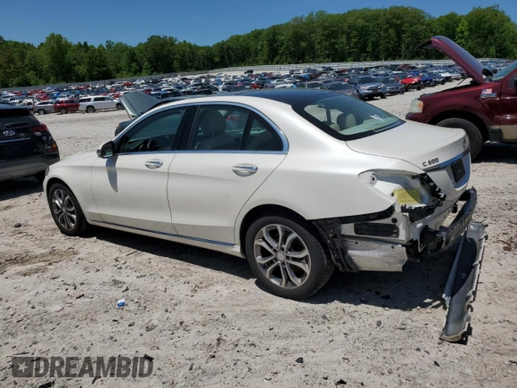2017 Mercedes-Benz C 300 z VIN 55SWF4KBXHU205481, wystawiony jako Copart lot #57291005 z przebiegiem 75 158 mil mil oraz Szkoda całkowita • Salvage title. Historia ofert i sprzedaży dostępna na DreamBid. Obrazek 2.
