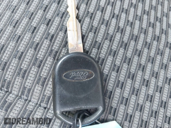 2016 Ford F-250 XL с VIN 1FDBF2B60GED17578, выставлен на аукционе IAAI как лот 42436937 с пробегом 404 746 миль миль и . История ставок и продаж доступна на DreamBid. Изображение 11.