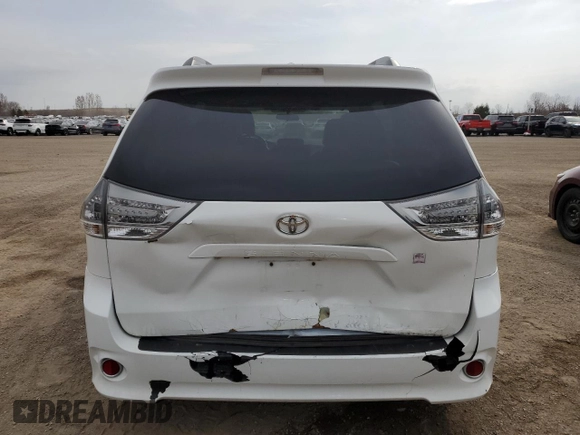 2011 Toyota Sienna SE with VIN 5TDXK3DC5BS030822, listed as a Copart auction lot 52700885 with 352,113 mi miles and Salvage title. Bid and sale history available at DreamBid. Image 6.