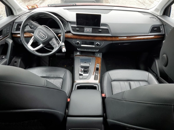 2018 Audi Q5 Premium Plus with VIN WA1BNAFY1J2043744, listed as a Copart auction lot 60854055 with 95,595 mi miles and Clean title. Bid and sale history available at DreamBid. Image 8.
