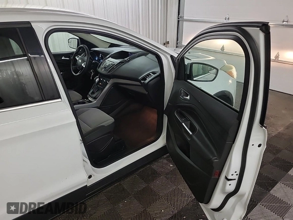 2016 Ford Escape SE с VIN 1FMCU9GX0GUB00929, выставлен на аукционе IAAI как лот 42503267 с пробегом 95 079 миль миль и . История ставок и продаж доступна на DreamBid. Изображение 34.