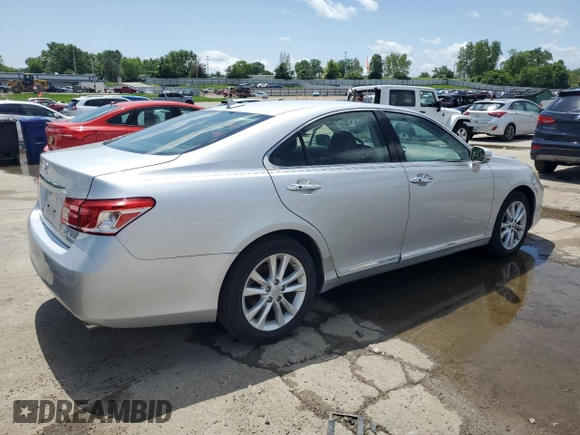 2012 Lexus ES 330 z VIN JTHBK1EG6C2474315, wystawiony jako Copart lot #57870335 z przebiegiem 123 062 mil mil oraz Czysty tytuł • Clean title. Historia ofert i sprzedaży dostępna na DreamBid. Obrazek 3.