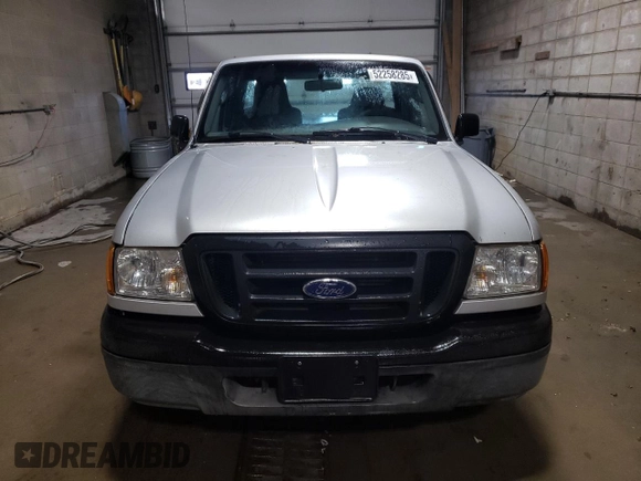 2004 Ford Ranger XL Fleet with VIN 1FTYR10E04PB10568, listed as a Copart auction lot 52258285 with 172,423 mi miles and Clean Title. Bid and sale history available at carsss.com. Image 5.