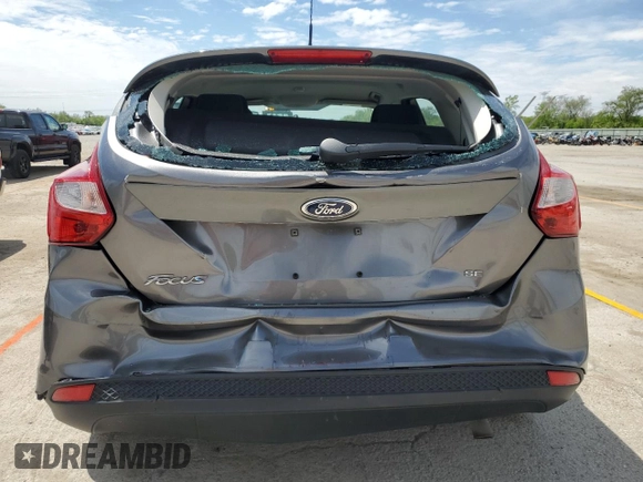 2014 Ford Focus SE z VIN 1FADP3K21EL424134, wystawiony jako Copart lot #56692545 z przebiegiem 46 342 mil mil oraz Szkoda całkowita • Salvage title. Historia ofert i sprzedaży dostępna na DreamBid. Obrazek 6.